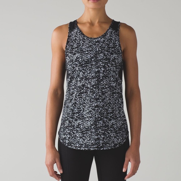 lululemon athletica Tops - Lululemon Sculpt Tank II